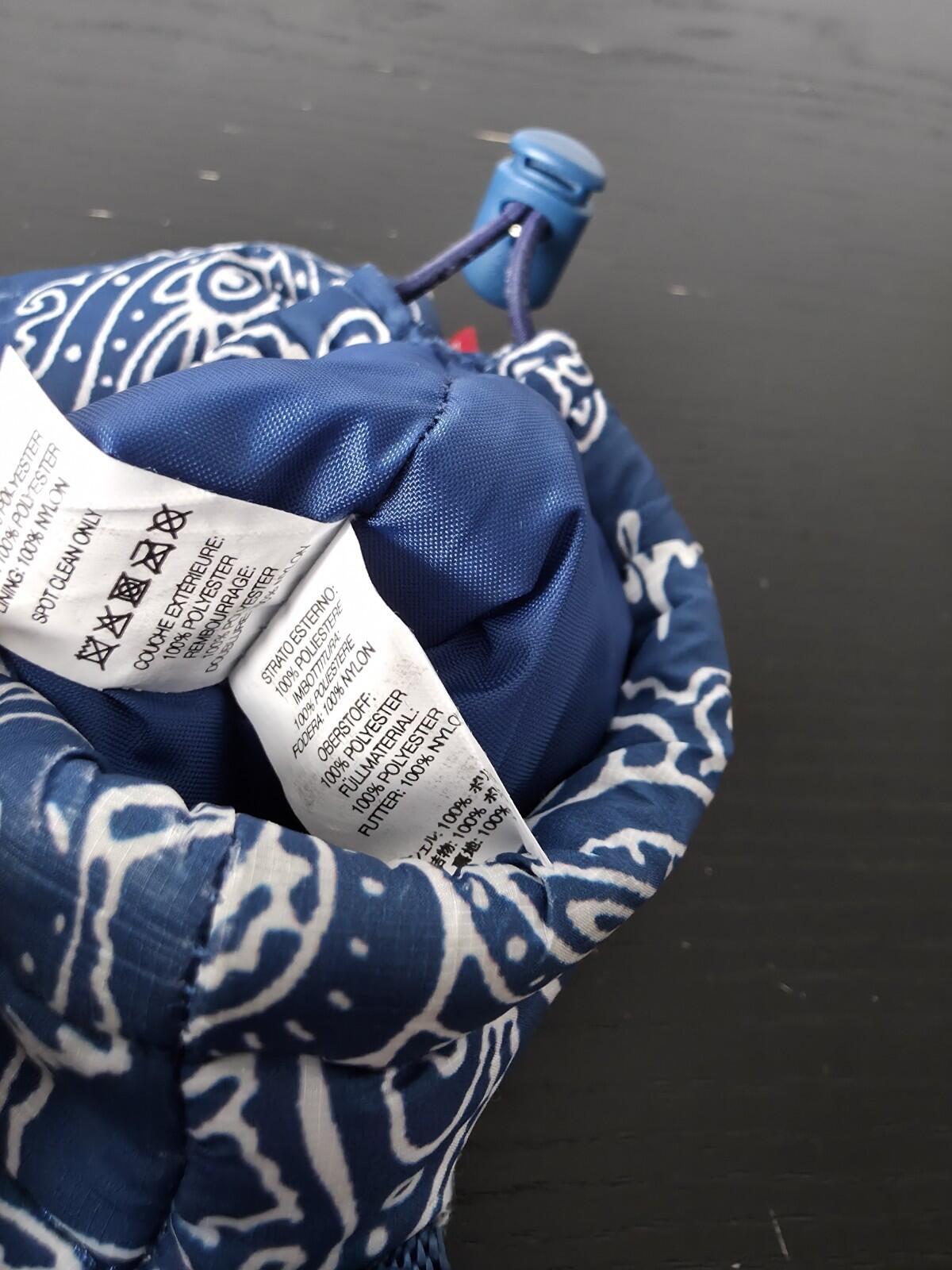 FW22 Supreme Puffer Neck Pouch Bag Blue Paisley Water Resistant Mobile Phone