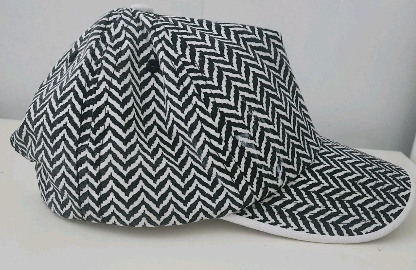 2005 Supreme Arabic Logo 5-panel White Black Hat Very Rare Vintage Grail Cap