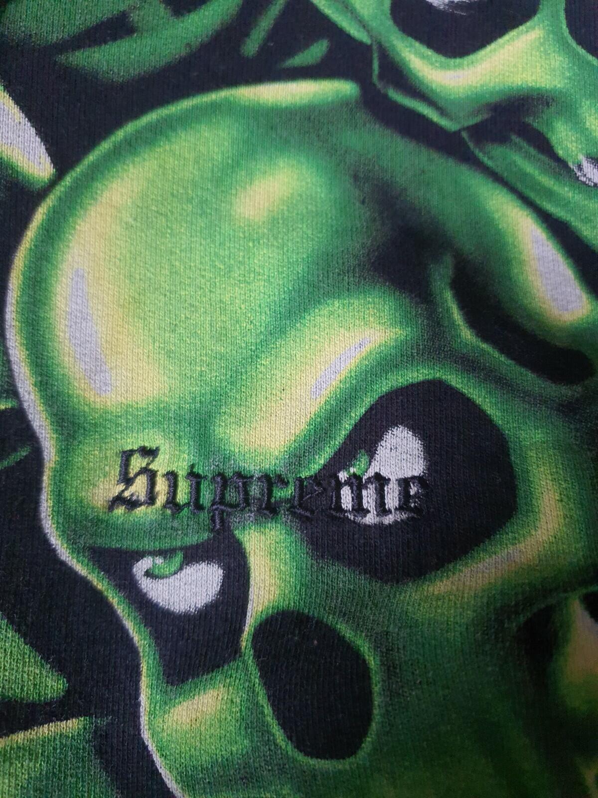 SS18 Supreme Skull Pile hooded sweatshirt L large glow in the dark hoodie green