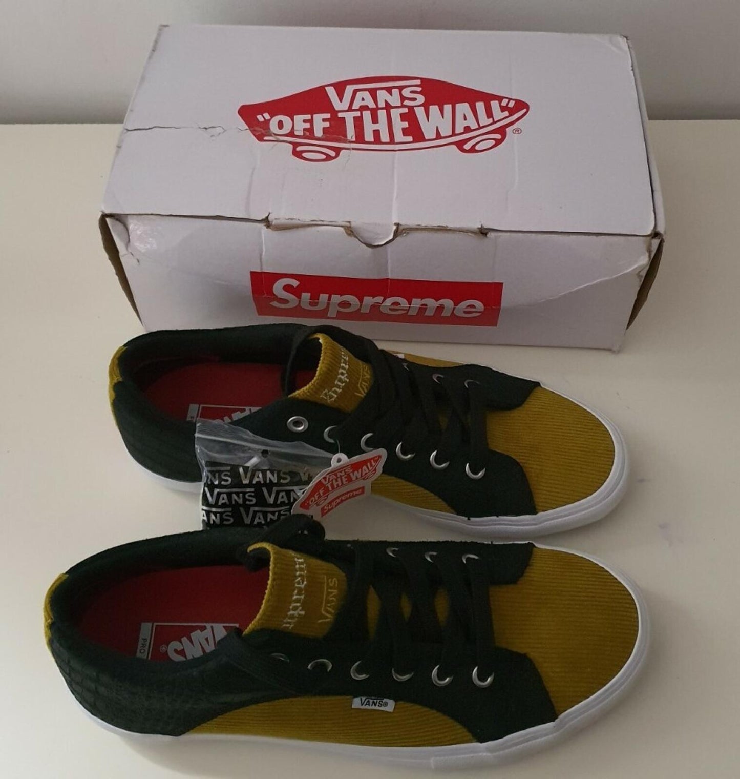 Supreme Vans Lampin Pro Croc Corduroy black / mustard trainers US 12 UK 11 EU 46