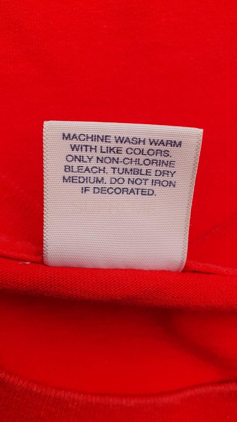 SS06 Supreme x Public Enemy Camiseta Roja Talla XL