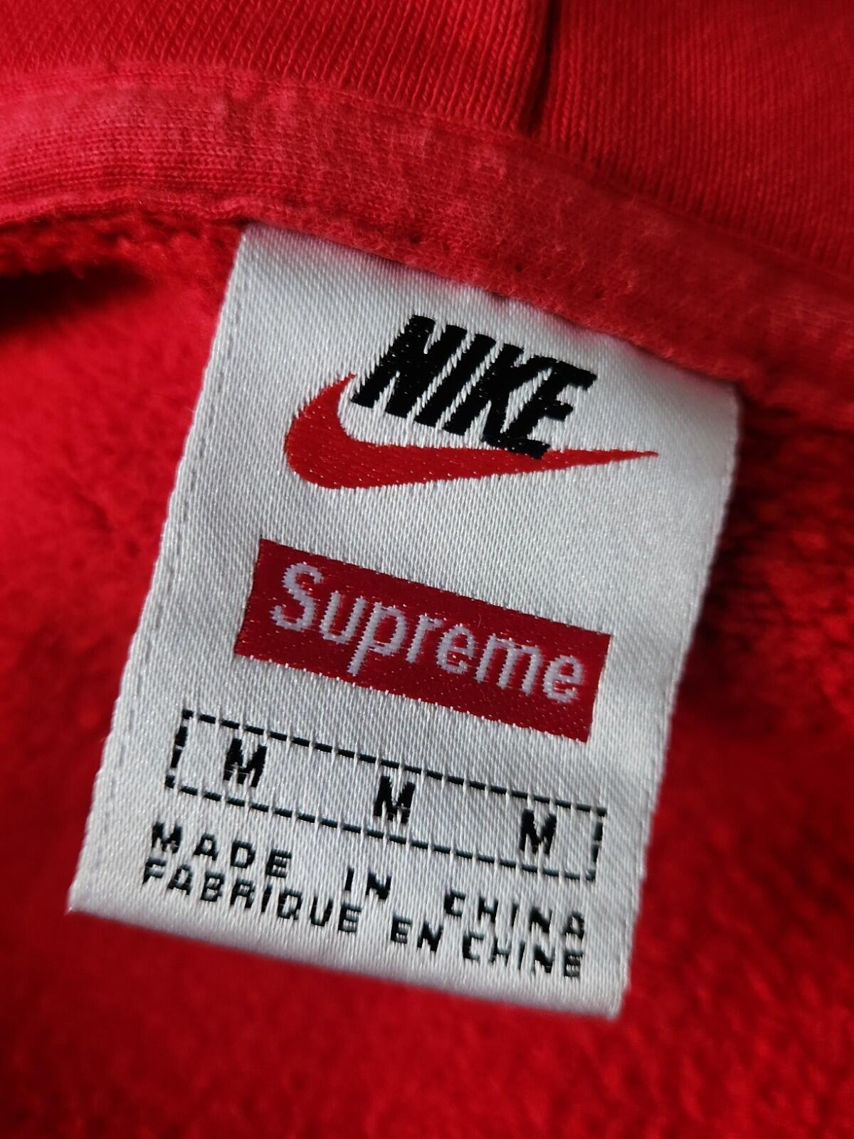 Sudadera con capucha y media cremallera roja Supreme Nike SS21, estampado de piel de serpiente, talla M