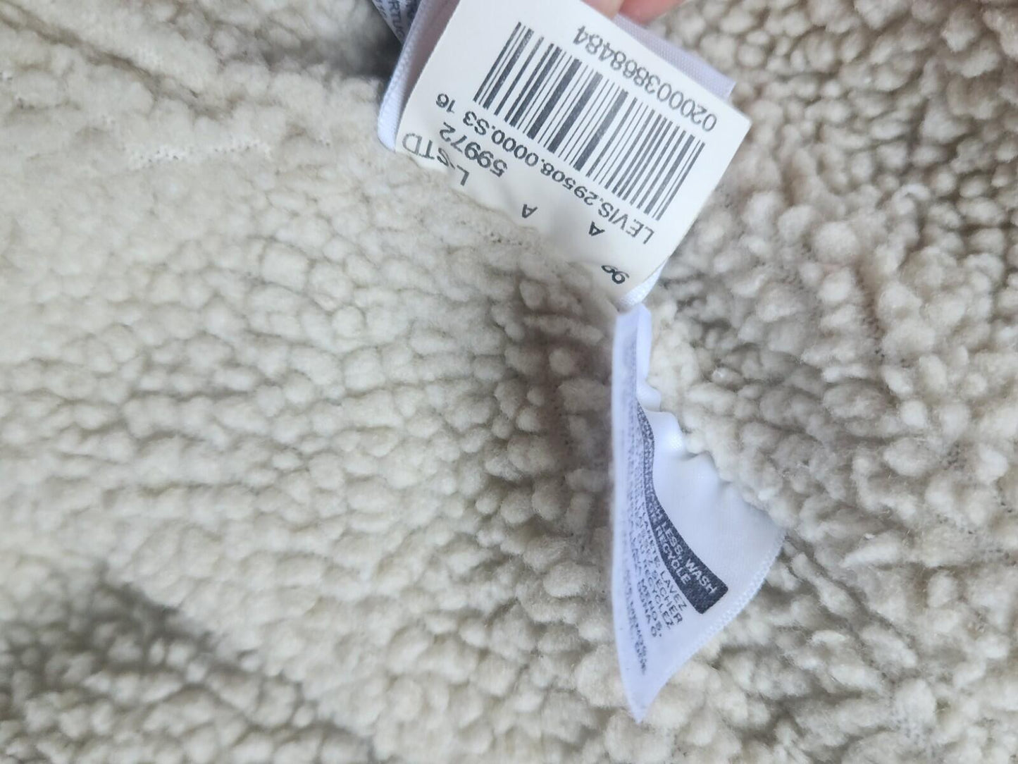 FW16 Supreme Levis Bleached Sherpa Trucker Denim Jacket Size L