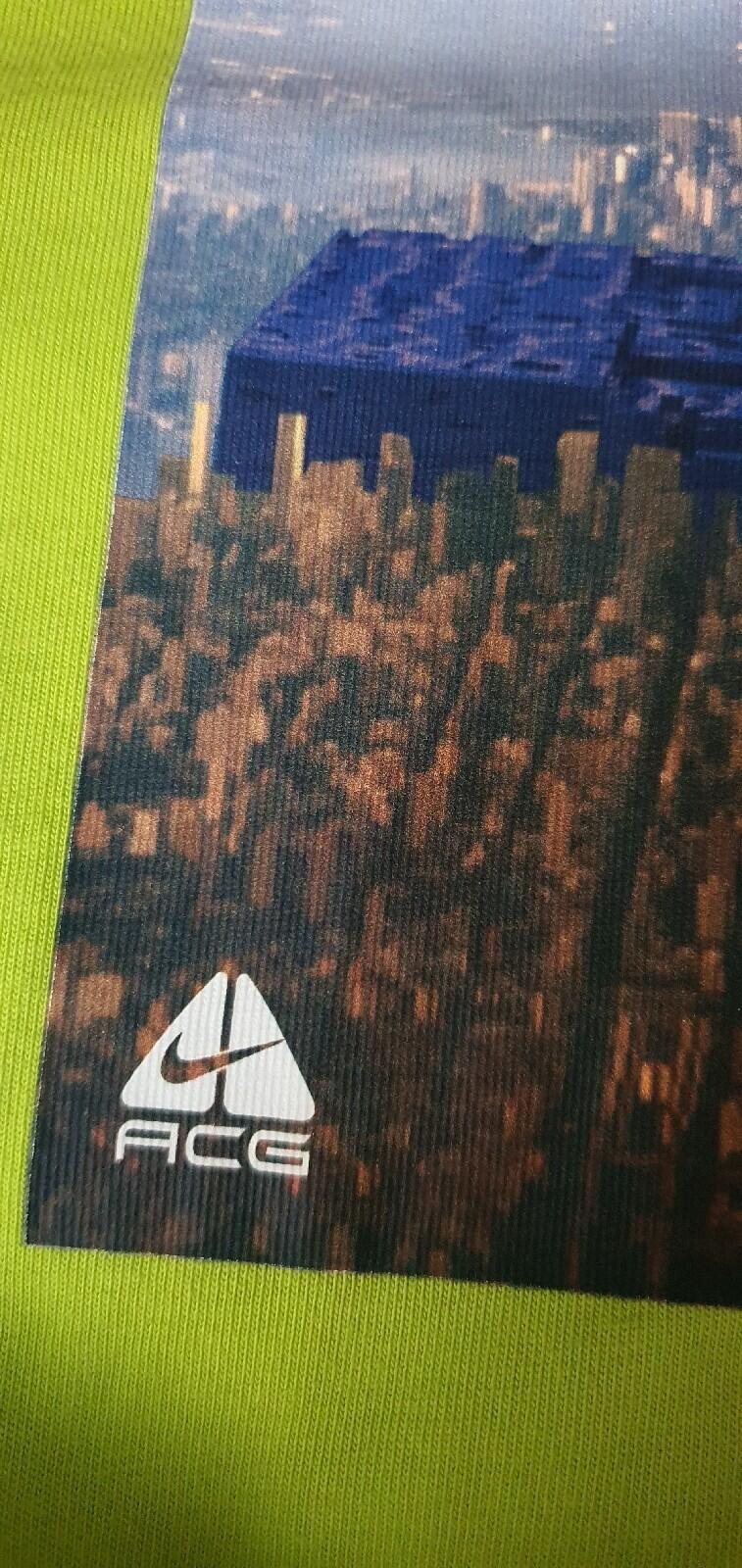 HW22 Supreme x Nike ACG Grid Tee Green T-Shirt Größe M Medium