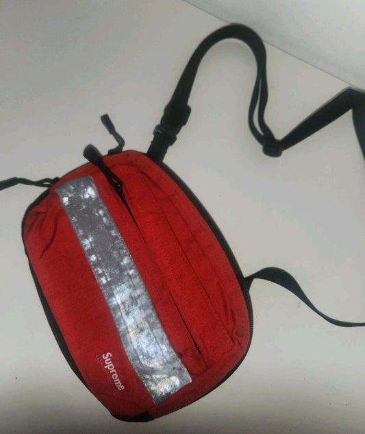 FW14 Supreme Hi Vis bandolera roja de tela Cordura con logo de caja reflectante Vintage