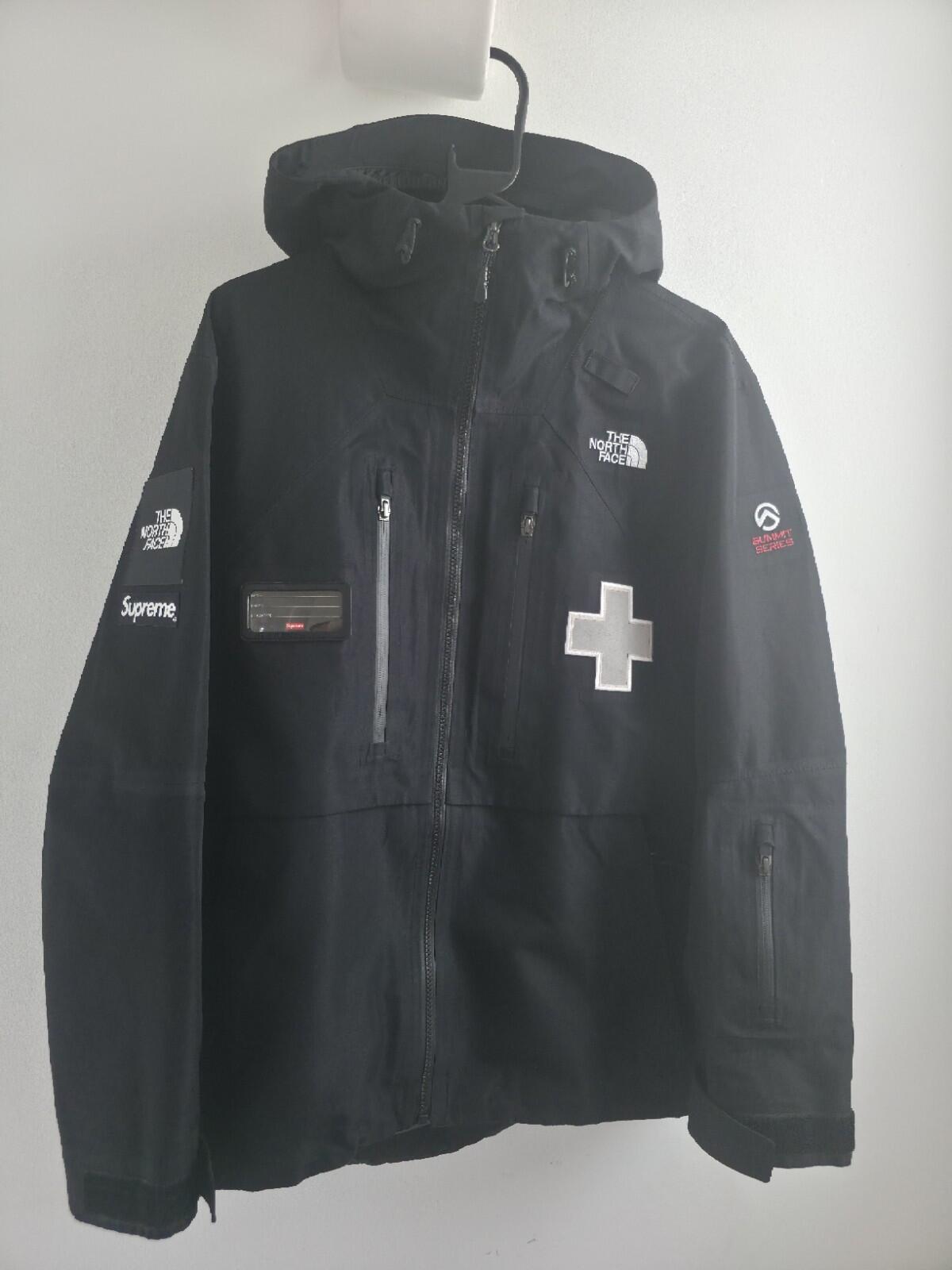 SS22 Supreme x The North Face Summit Series Rescue Mountain Pro Jacket Black TNF