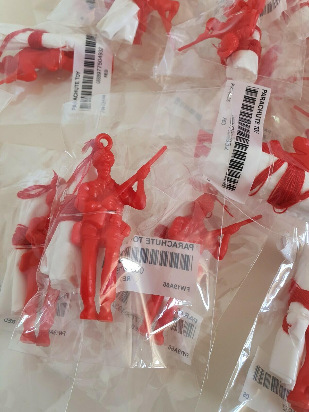 FW19 Supreme 40x Parachute Toys Accessories