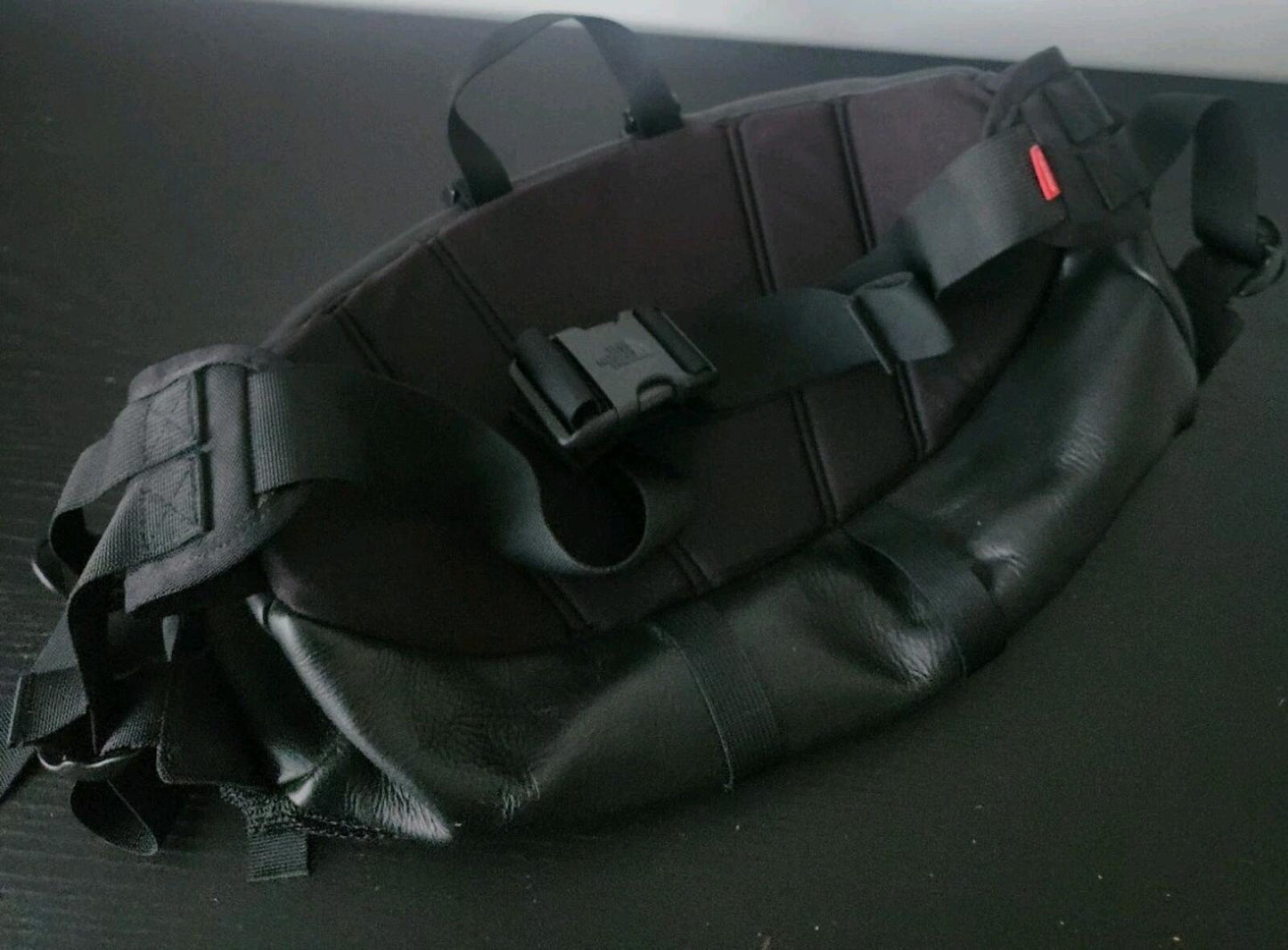 FW18 Supreme x The North Face Leather Mountain Waist Bag Black shoulder Cowhide
