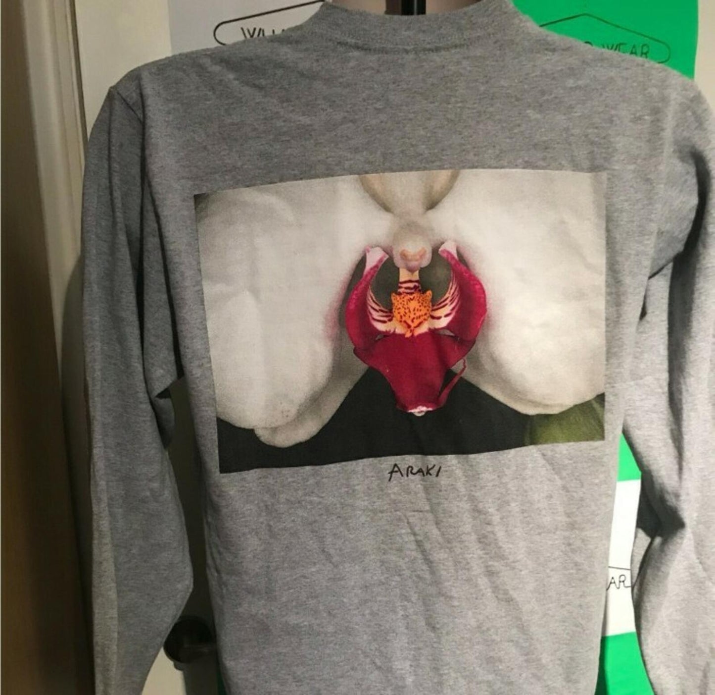 FW16 Supreme Araki Orchid L/S Tee Grau Langarm Größe M T-Shirt