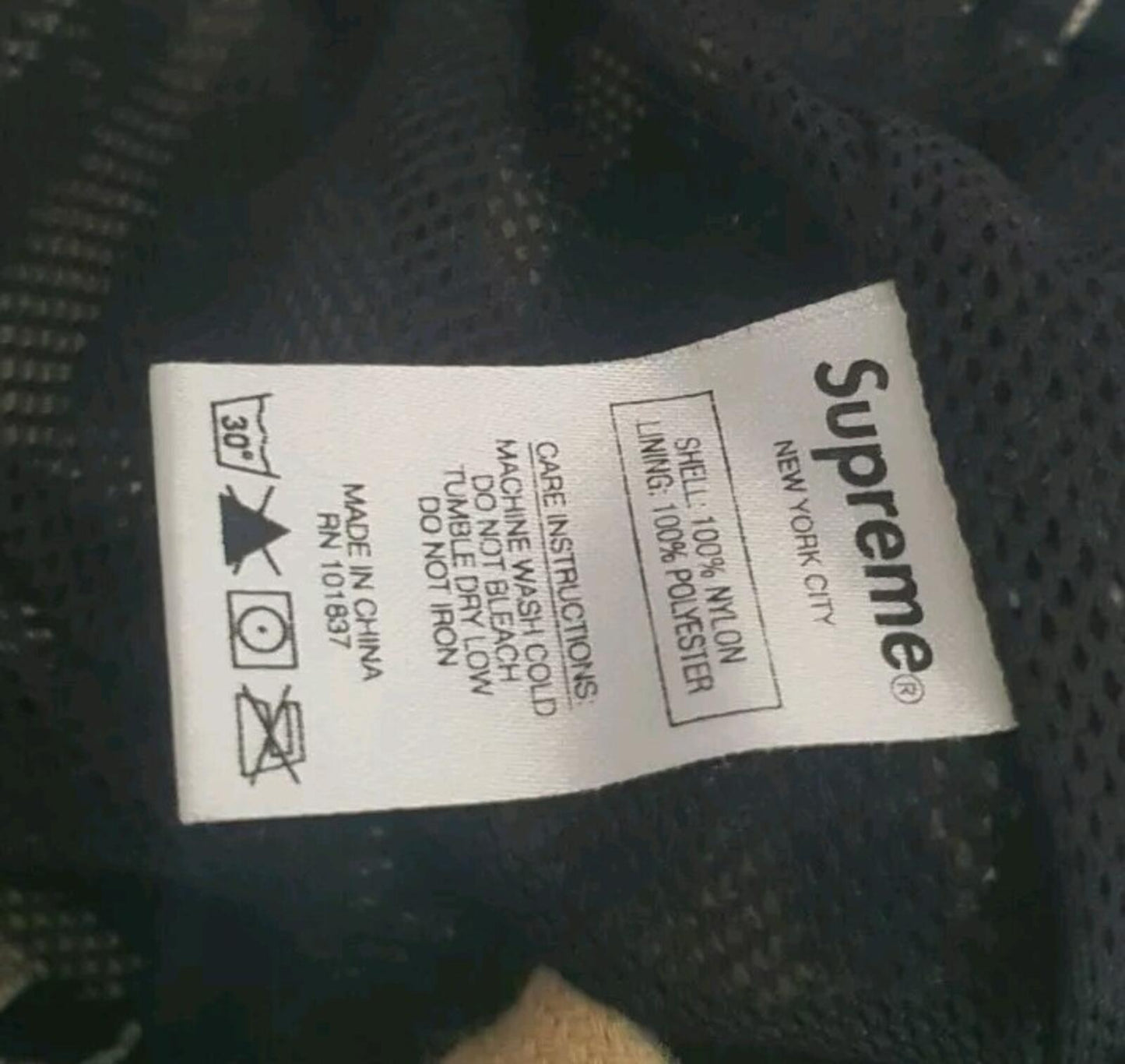 FW18 Supreme Nylon Plaid Track Pant Tan Trousers Size M Medium Nylon Pant