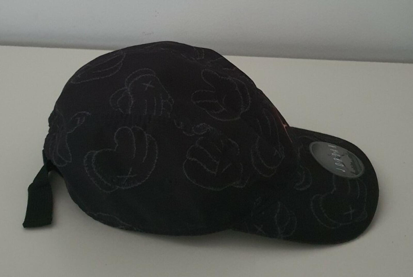 Gorra de 5 paneles SS17 Kaws x Jordan negra