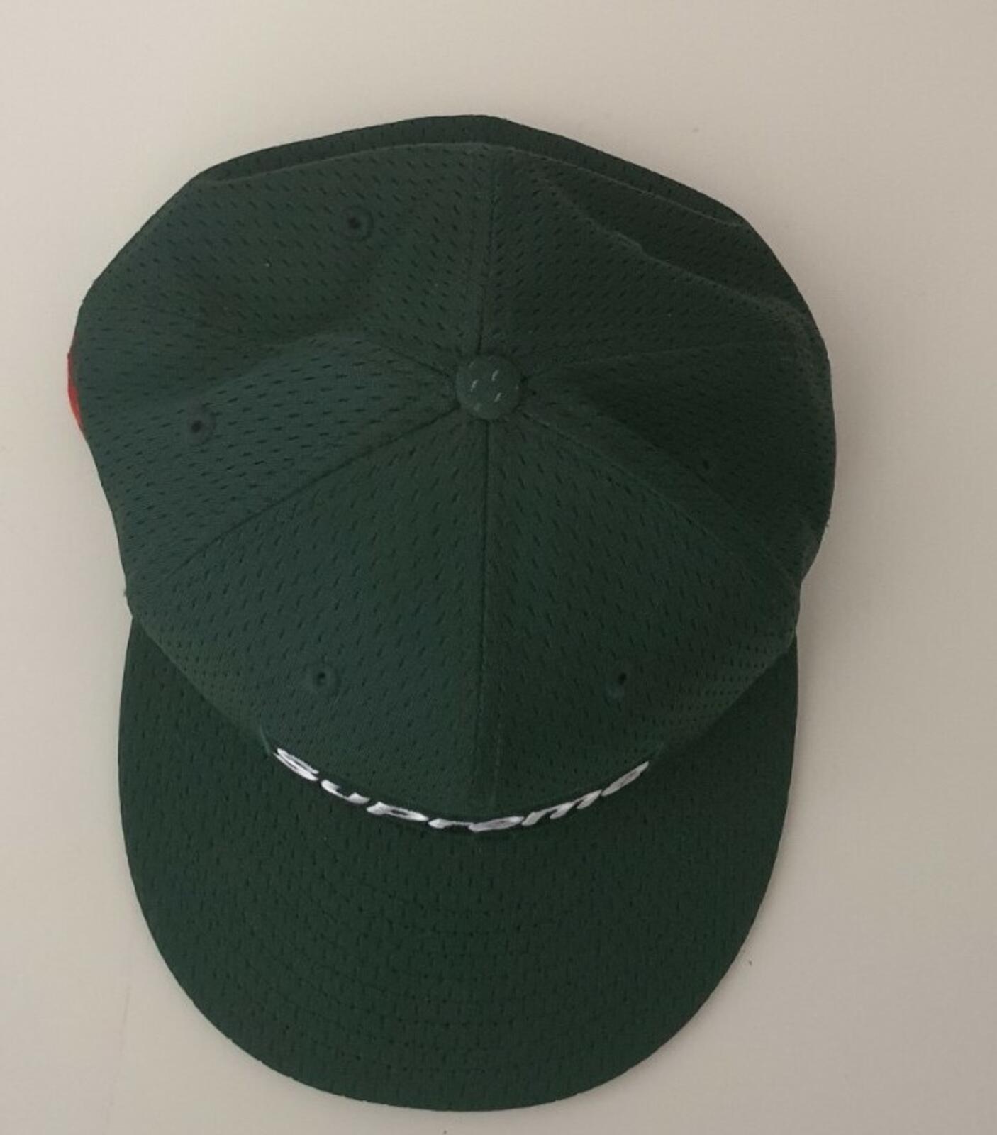 SS18 Supreme Mesh Box Logo New Era Dark green hat size 7 5/8 Cap
