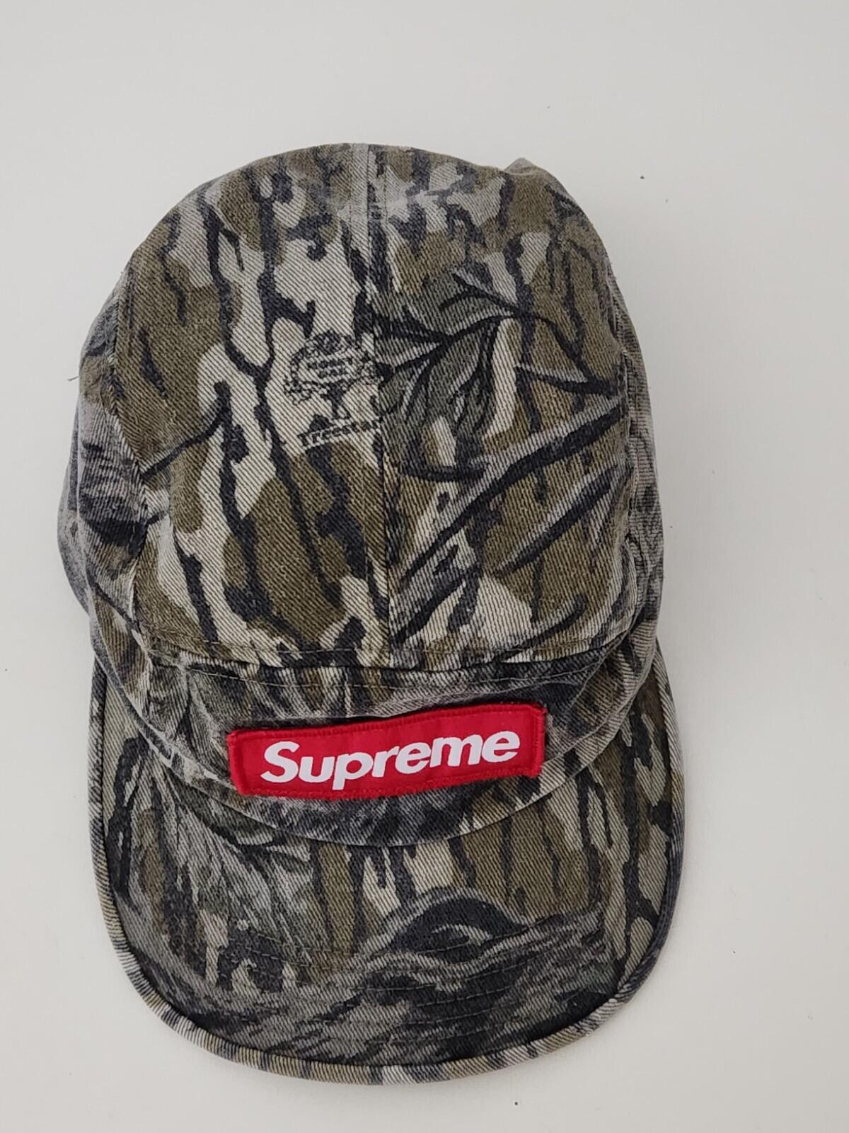 FW18 Supreme Military Camp Cap Mossy Oak Camo Hut Rotes Box-Logo