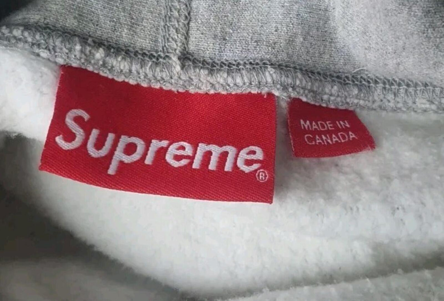 Sudadera con capucha FW19 Supreme Sequin Viper talla L, color gris jaspeado