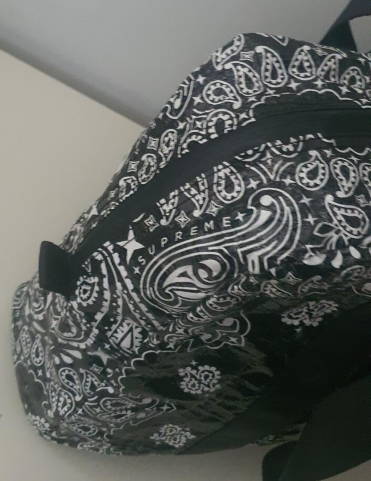 SS21 Supreme Bandana Tarp small duffle bag black 17L water resistant duffel