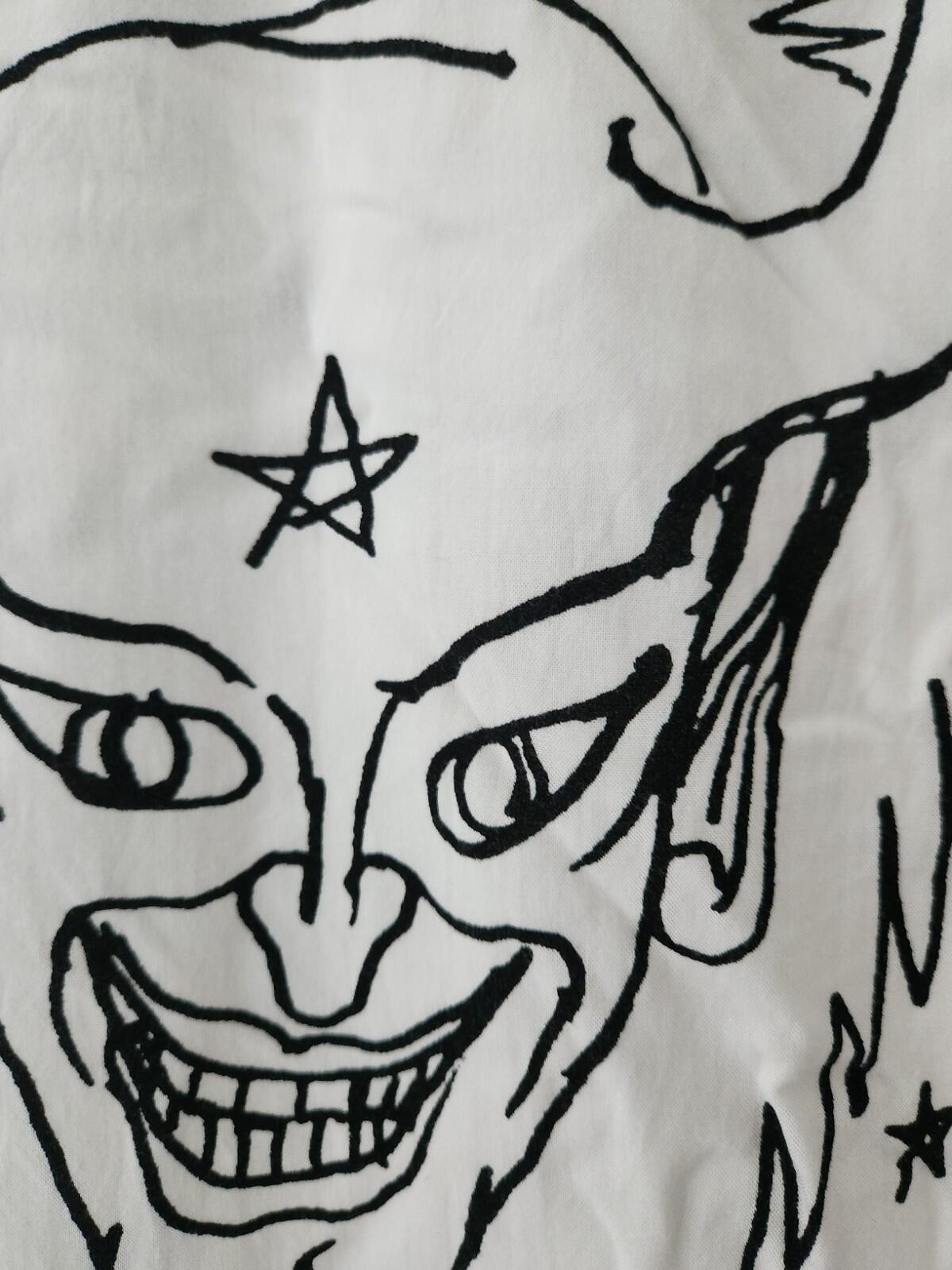 Camisa de manga corta SS18 Supreme Devil Rayon Blanca Talla M Daniel Johnston