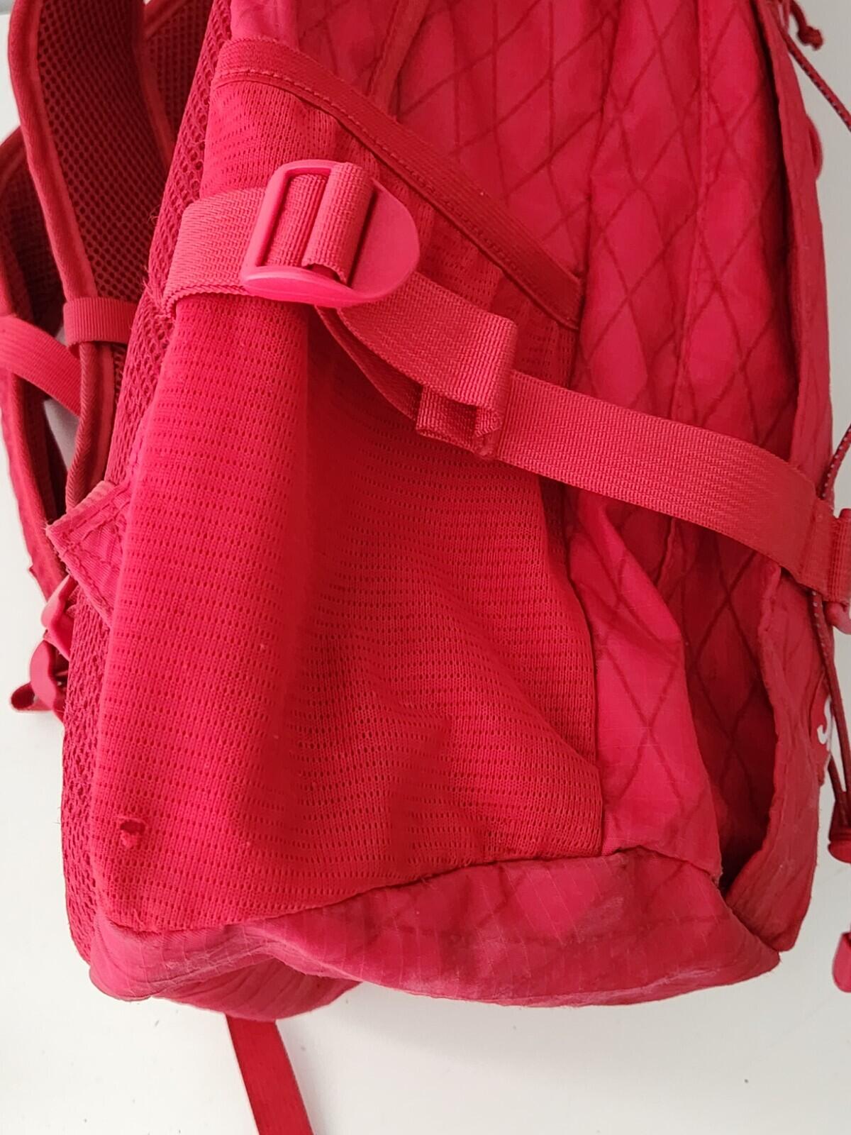 FW18 Supreme backpack Water And Abrasion Resistant