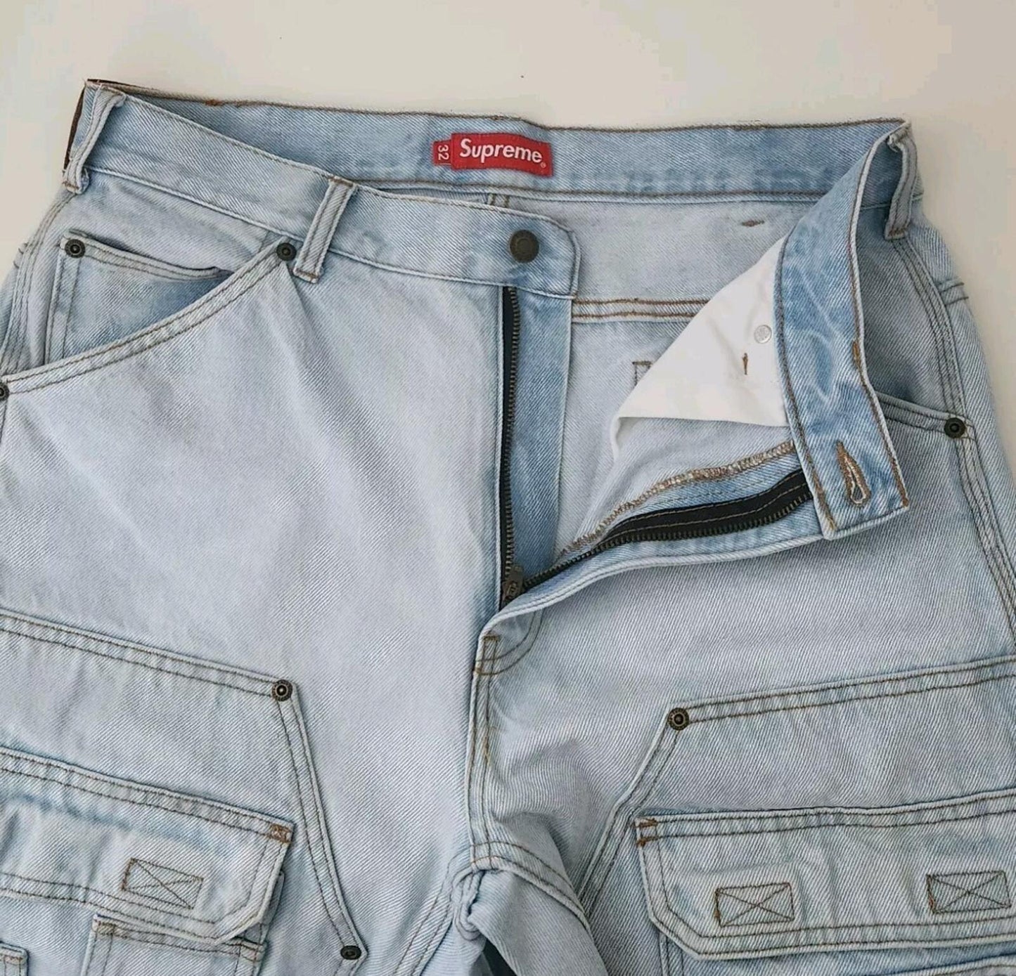 SS22 Supreme Double Knee Denim Utility Jeans Größe 32 W32 L32 Washed Blue Hose