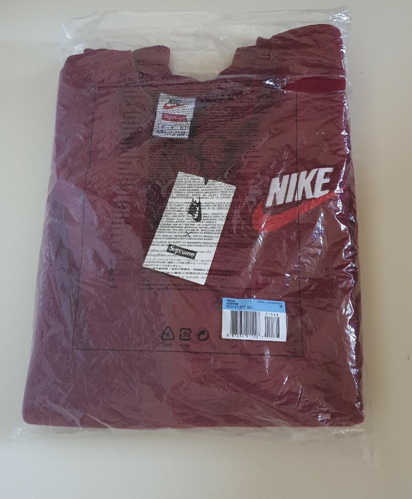 FW18 Supreme x Nike Crewneck Burgundy Size M Sweatshirt