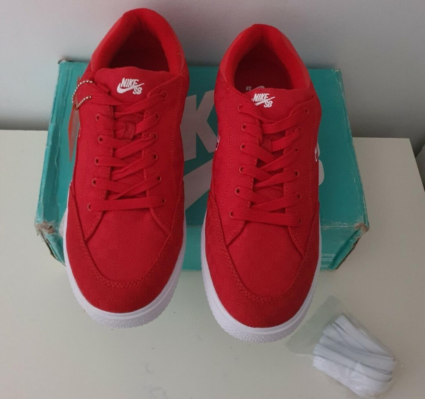 SS15 Supreme x Nike SB GTS trainers red US 11 UK 10  EU 45 lot Rare Vintage 2015