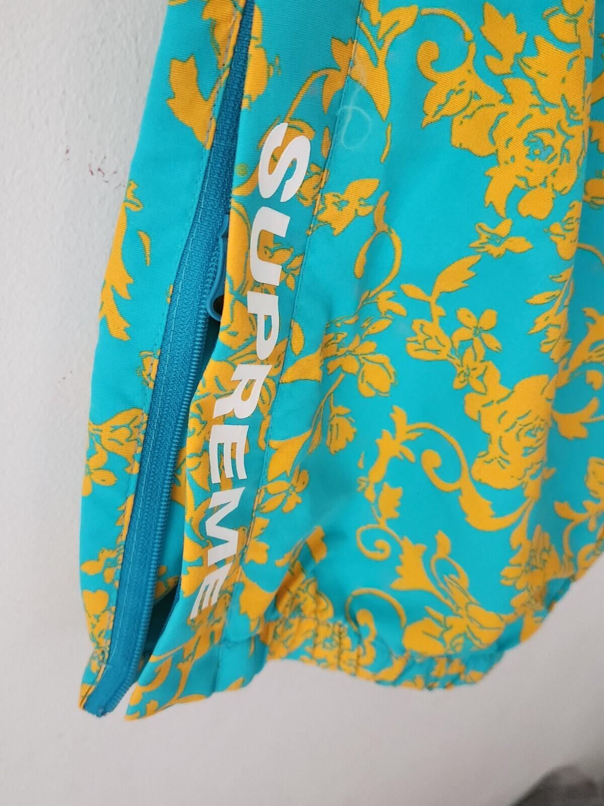 SS20 Supreme Warm Up pants Floral pant size M Medium Water Resistant
