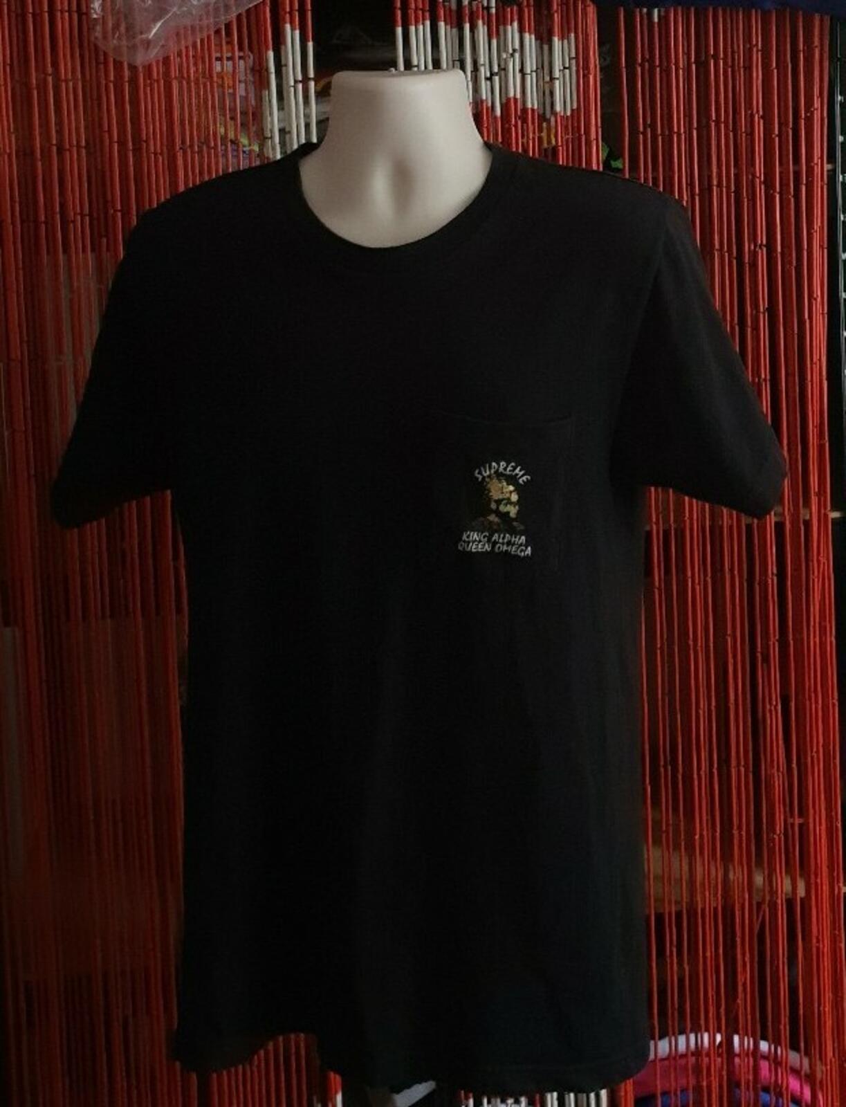 SS15 Supreme King Alpha Queen Omega schwarzes T-Shirt mit Brusttasche M Medium T-Shirt Jamaika