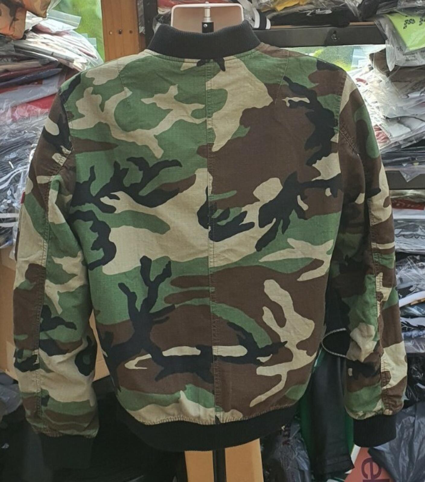 SS15 Supreme MA-1 Reversible Jacket Green Camo Black Size M