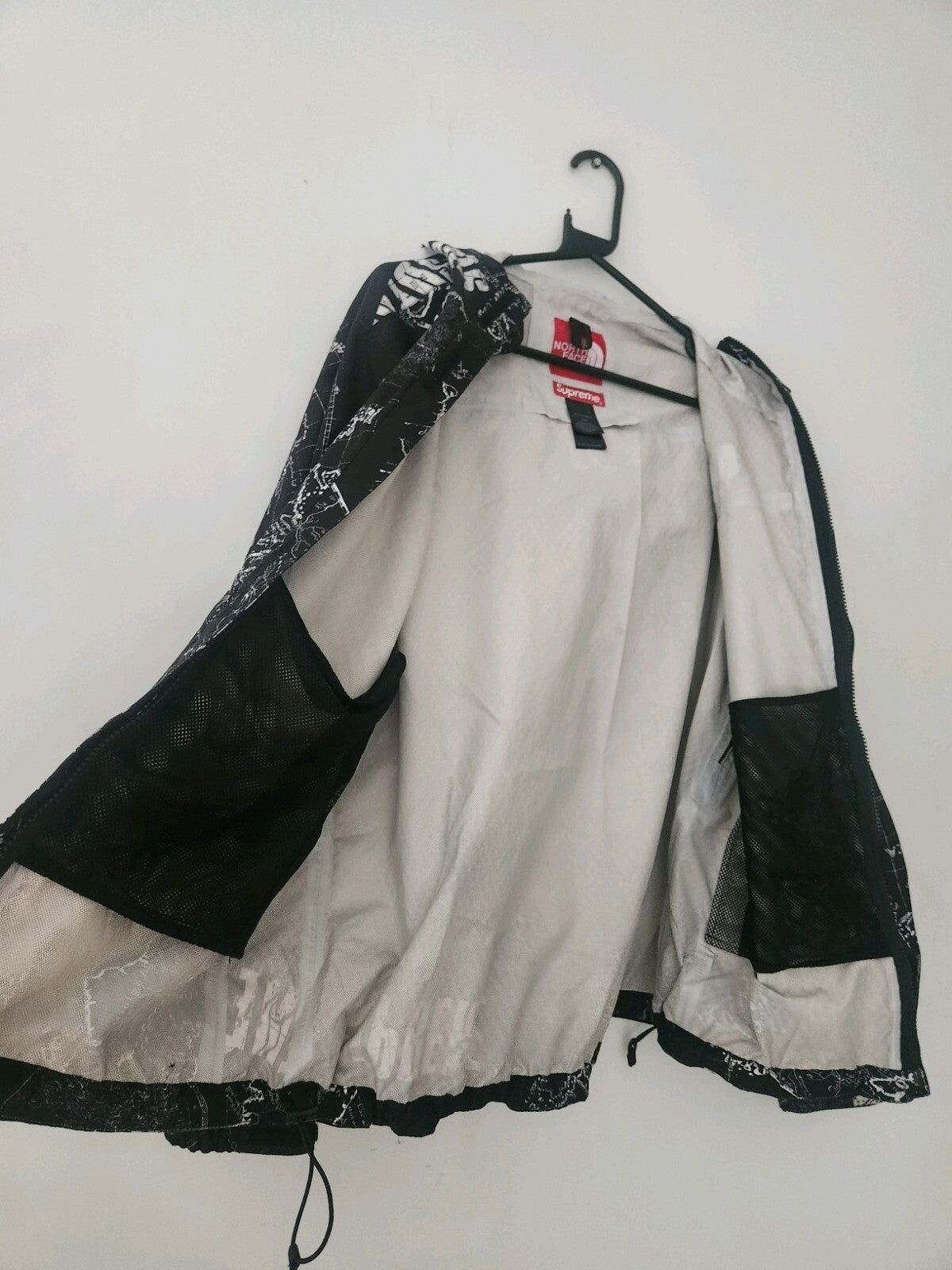 SS12 Supreme x The North Face Venture Jacke L groß TNF schwarz Maps vintage Selten