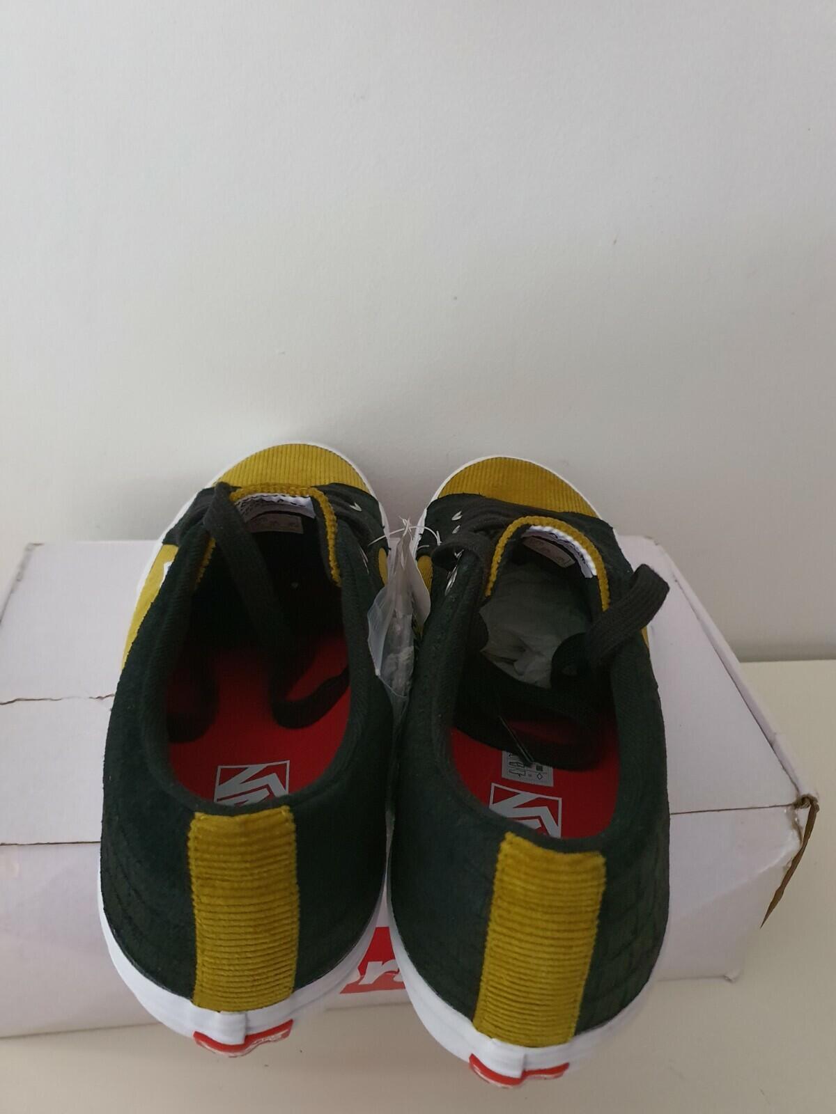 Supreme Vans Lampin Pro Croc Corduroy black / mustard trainers US 12 UK 11 EU 46