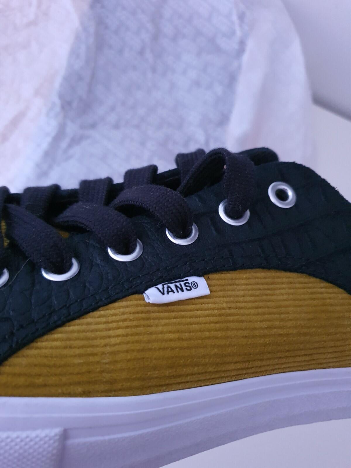 Supreme Vans Lampin Pro Croc Corduroy black / mustard trainers US 12 UK 11 EU 46