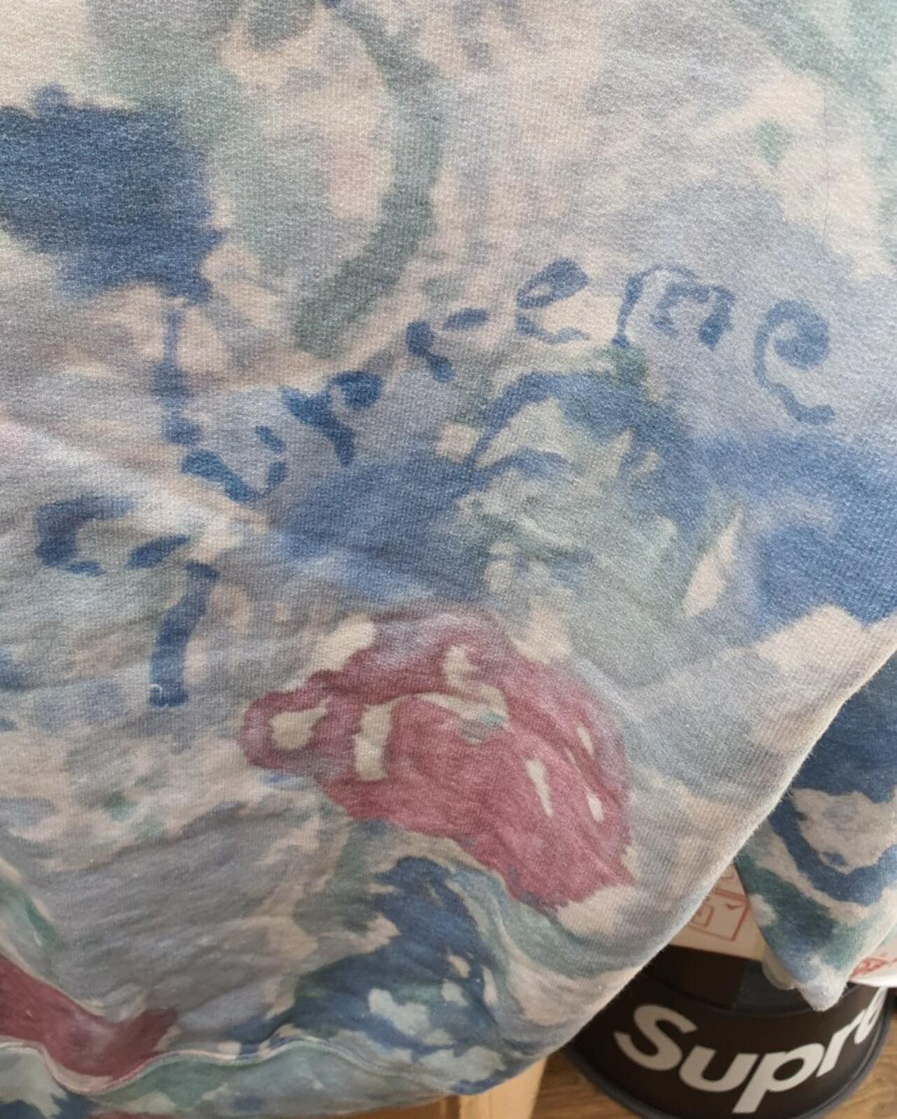 SS21 Supreme Small Box Logo Crewneck  Watercolor Floral Size M