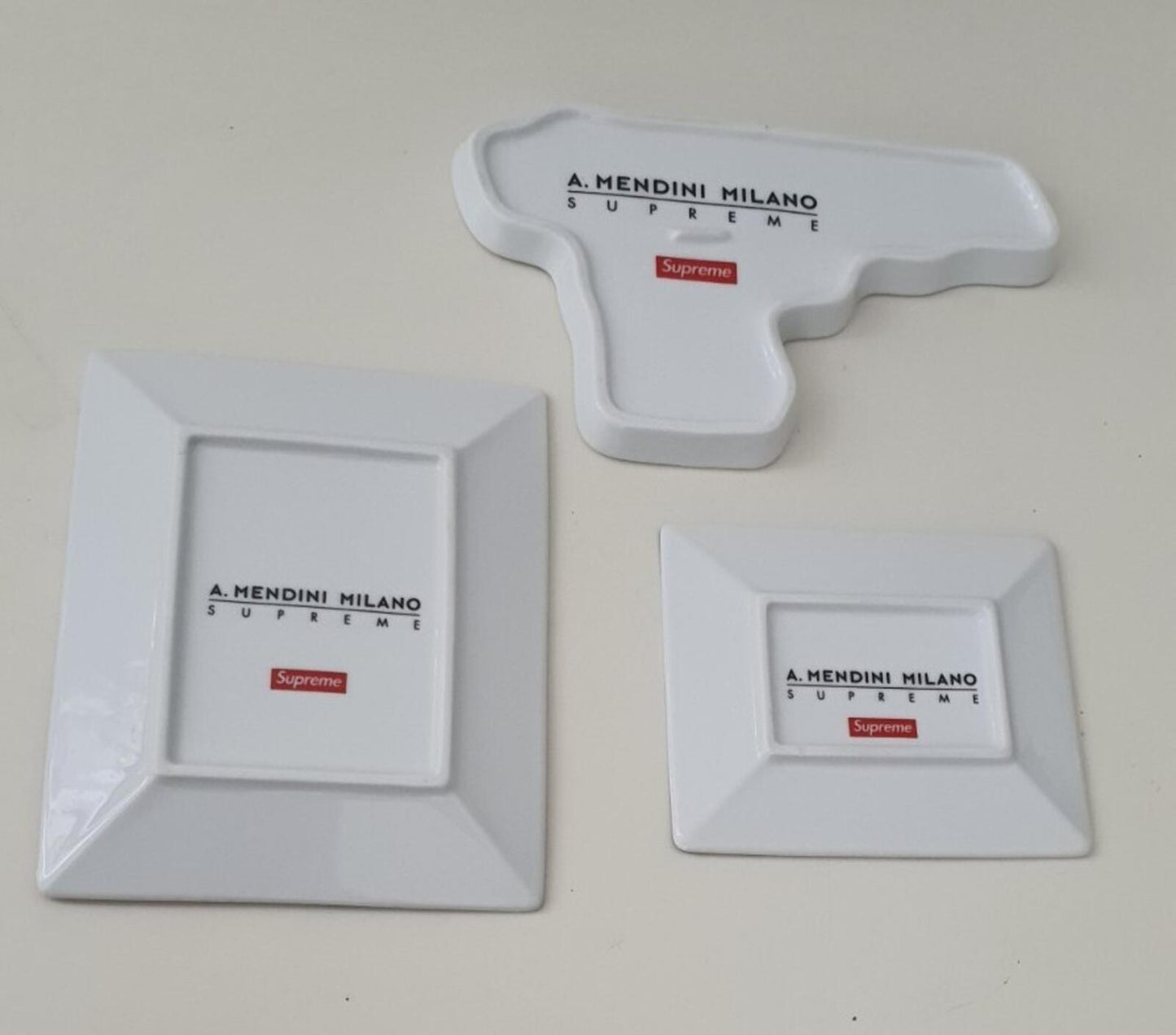 SS16 Supreme A. Mendini Milano Set of 3x ashtrays ceramic trays gun large small