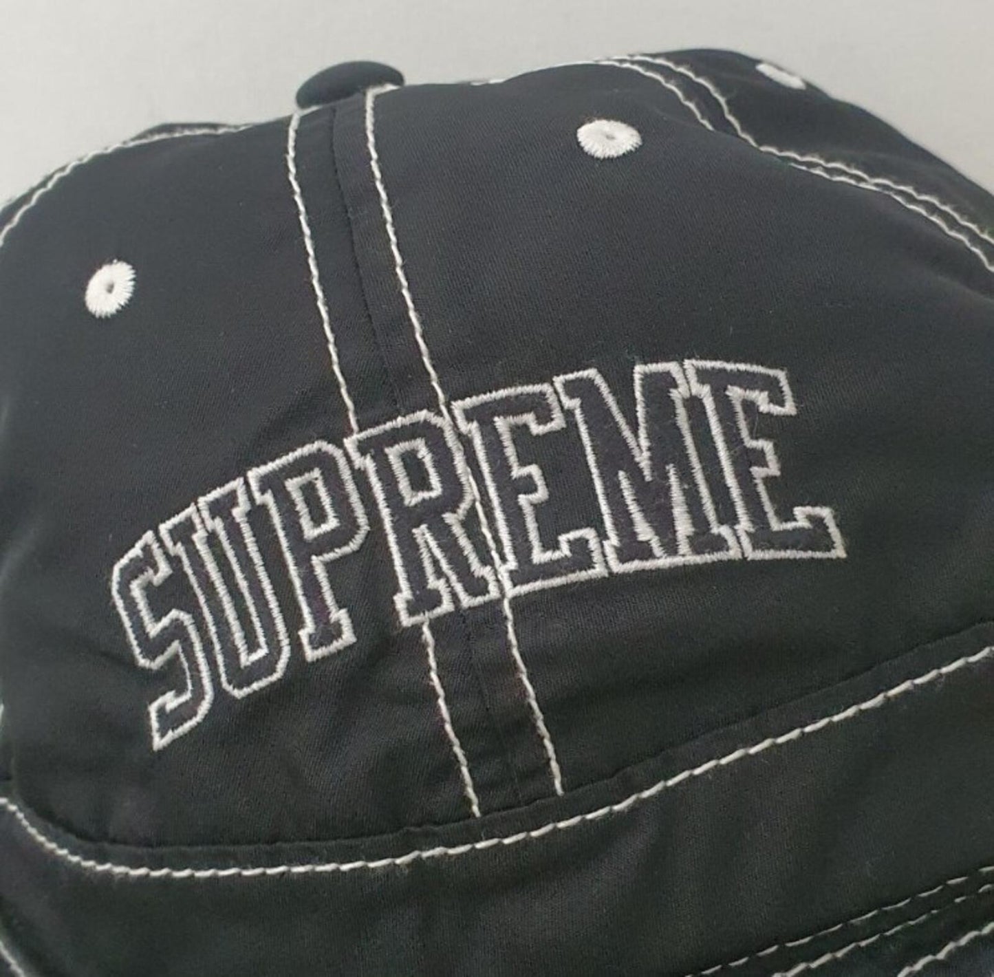FW19 Supreme x LEVI'S Nylon Bell Hat crusher S/M Black bucket small/medium Levi