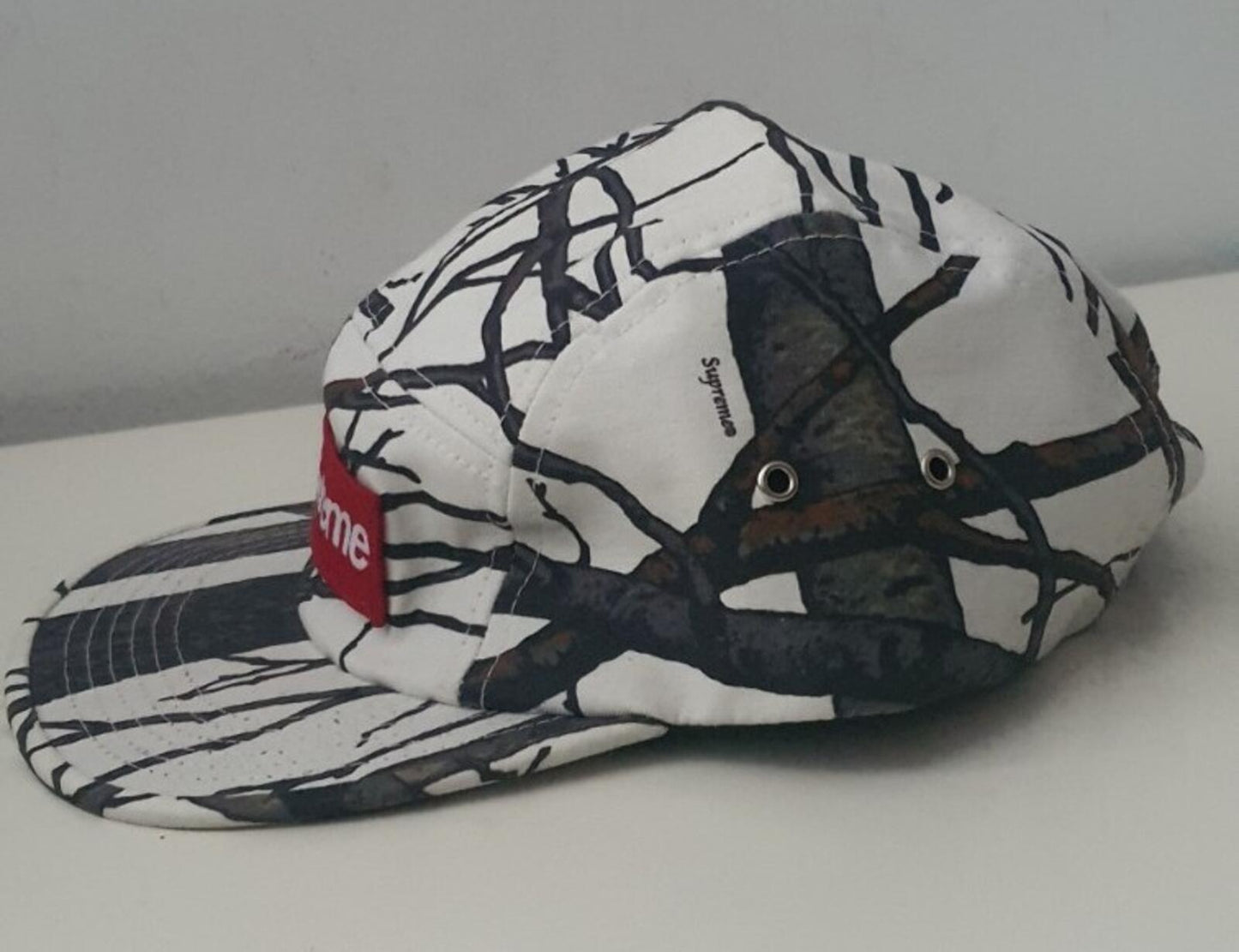 FW12 Supreme Tree Camo Camp Cap White Hat Red Box Logo Vintage 2012 Very rare
