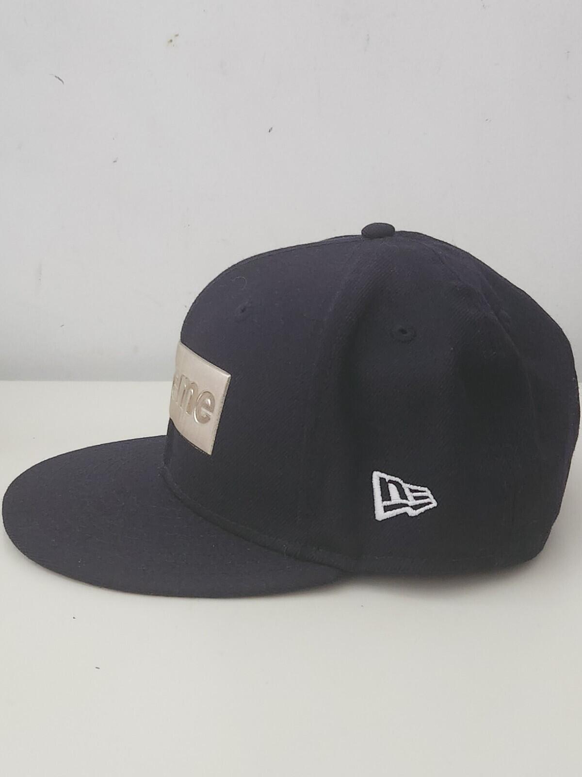 SS16 Supreme Box Logo New Era Marine Mütze Silber Metallic Logo 7 1/4 Seltene Wollmütze
