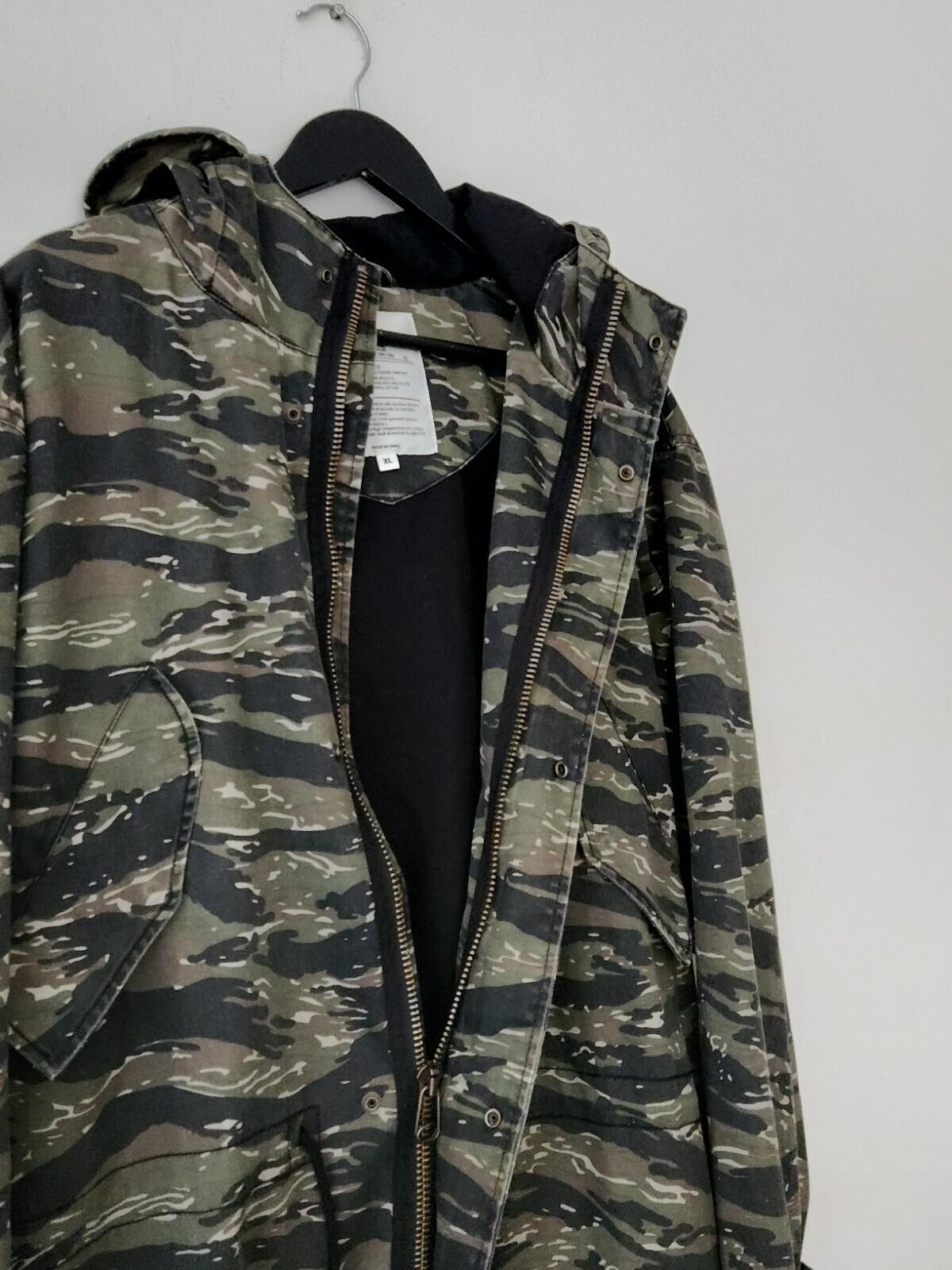 SS21 Supreme Hooded Facemask Parka Tigerstripe Camo Size XL