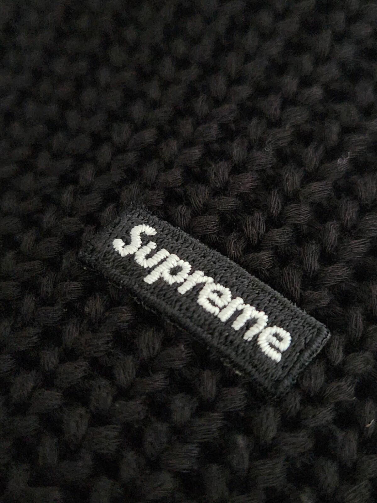 FW23 Supreme Small Box Ribbed Sweater Größe L large Black