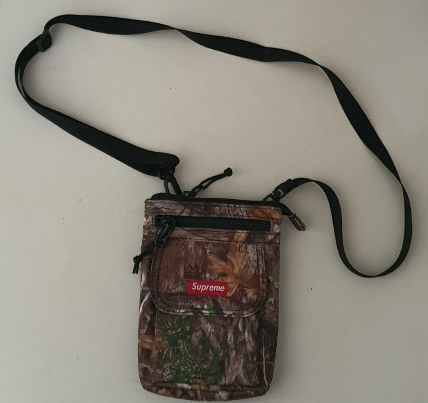 FW19 Supreme Umhängetasche Realtree Camo kleines Box-Logo Cordura wasserabweisend