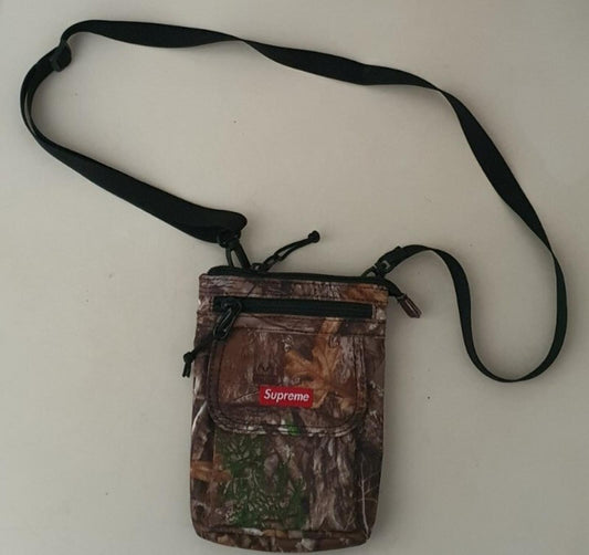 Bolso de hombro Supreme FW19 camuflaje realtree pequeño logo en caja Cordura resistente al agua