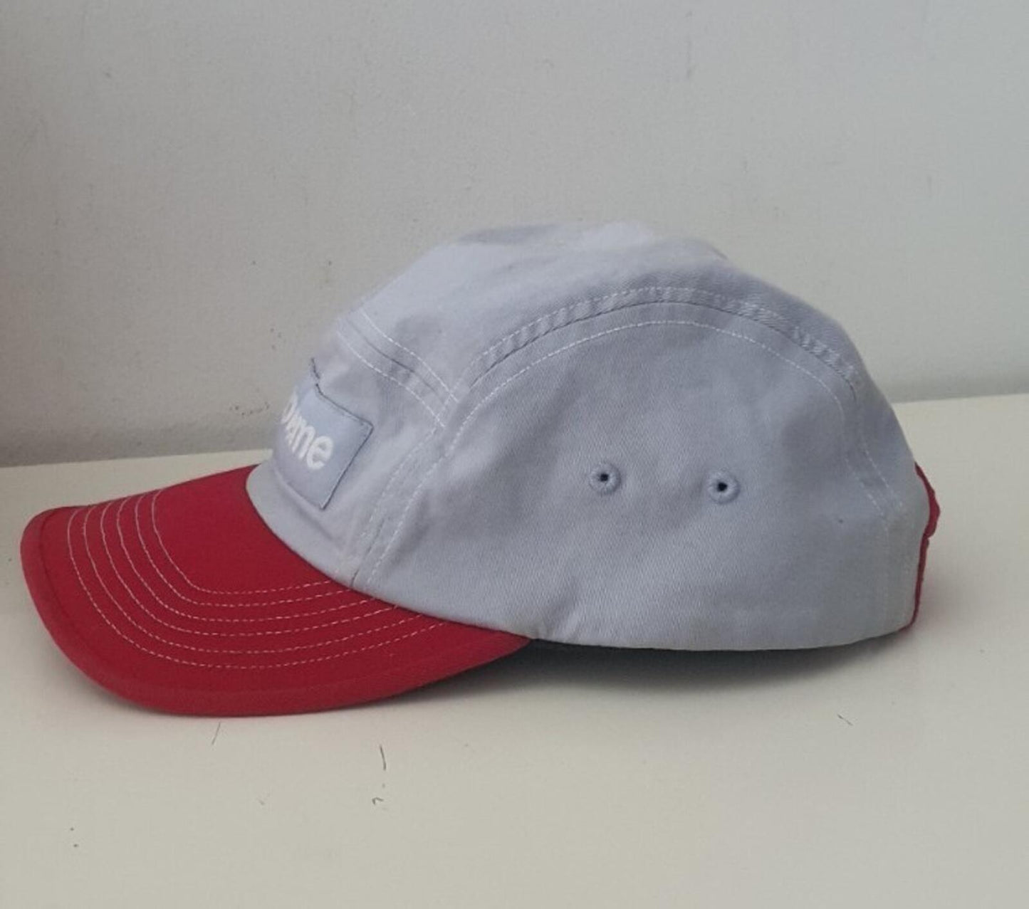 SS22 Supreme 2-Tone Twill Camp Cap Hut Rot Hellblau Rot