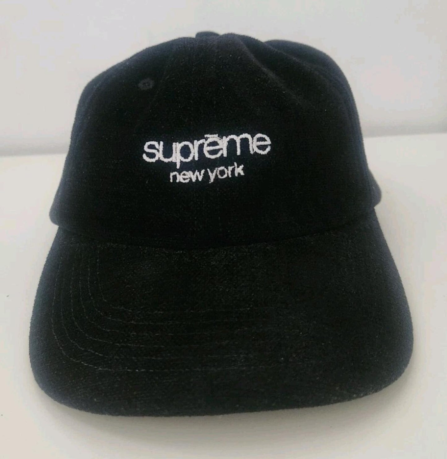 SS23 Supreme Classic Logo 6-panel Black Hat Cap