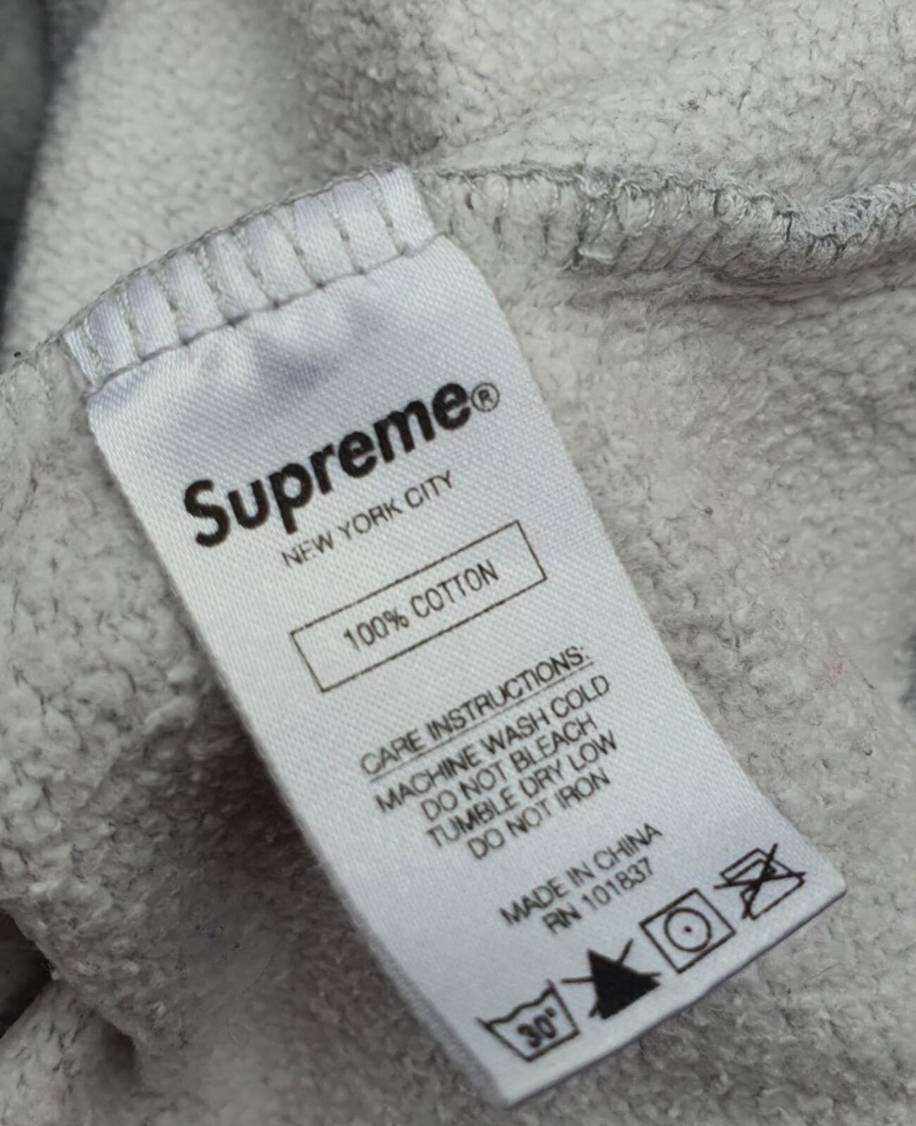 FW18 Supreme Text Stripe Kapuzenpullover Grau Gr. M