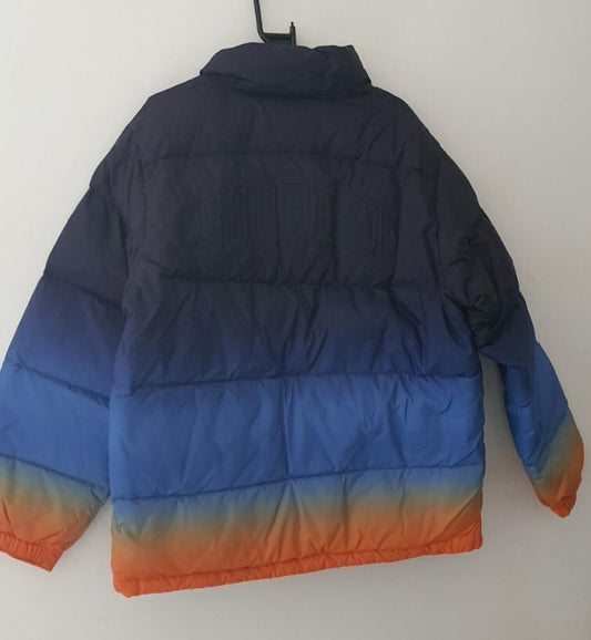 Chaqueta acolchada SS18 Supreme Gradient Puffy grande resistente al agua azul marino plumón de pato