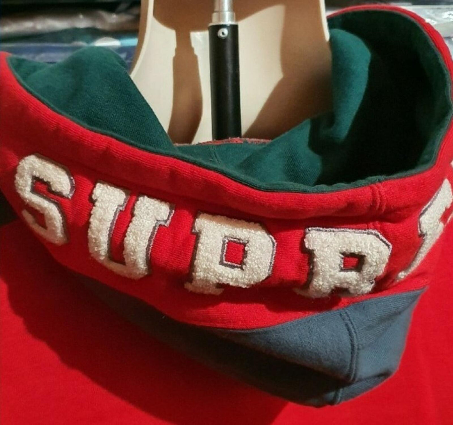 FW18 Supreme Panelled Hooded Sweatshirt Red Size L