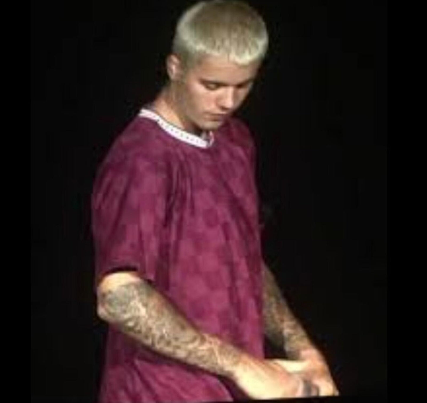 SS16 Supreme Checker Soccer Jersey medium Burgundy Tee Football T-shirt Bieber
