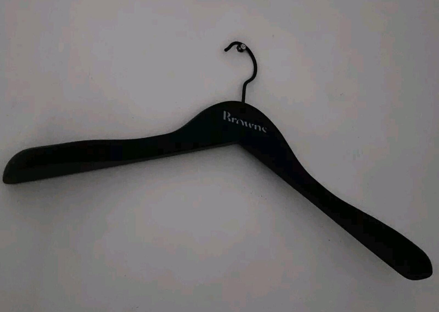 5 x BROWNS Black Wooden Coat Hangers with Broad ends for Suits Jackets 17" 43cm