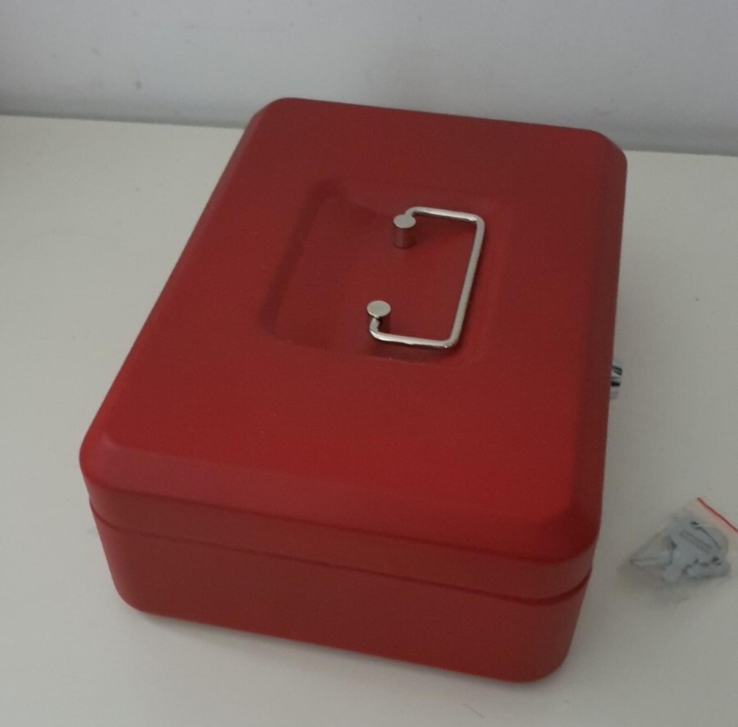 Caja de seguridad metálica roja Supreme FW17 + 2 llaves - Accesorio