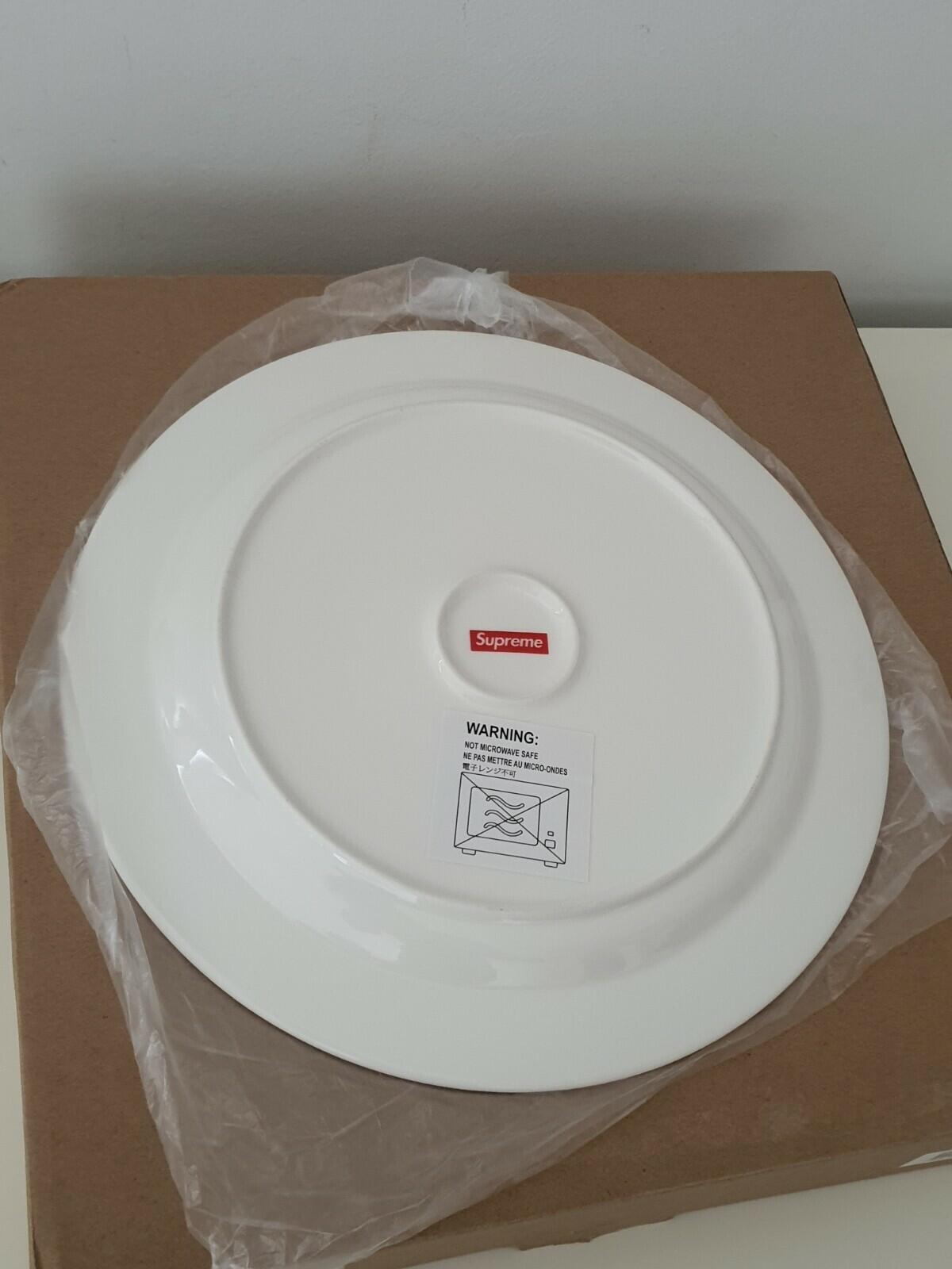 FW20 Supreme Watch porcelain plate black New in original packaging