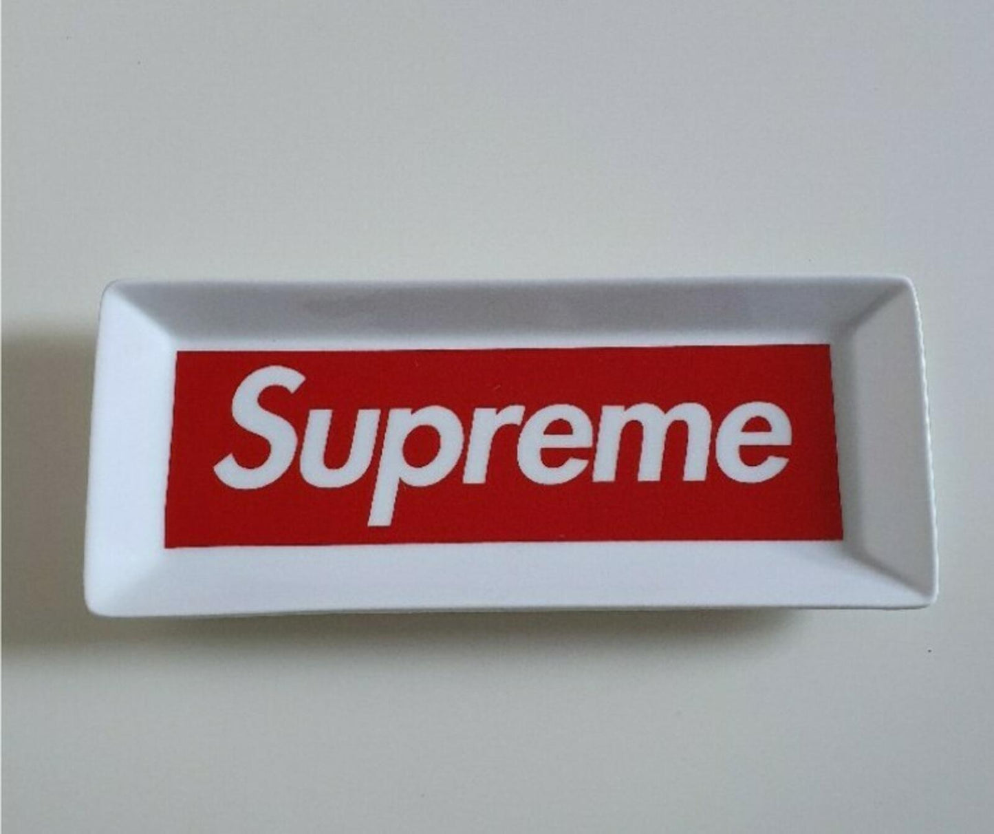 FW14 Supreme red box logo white ceramic tray ashtray Accessory Vintage 2014