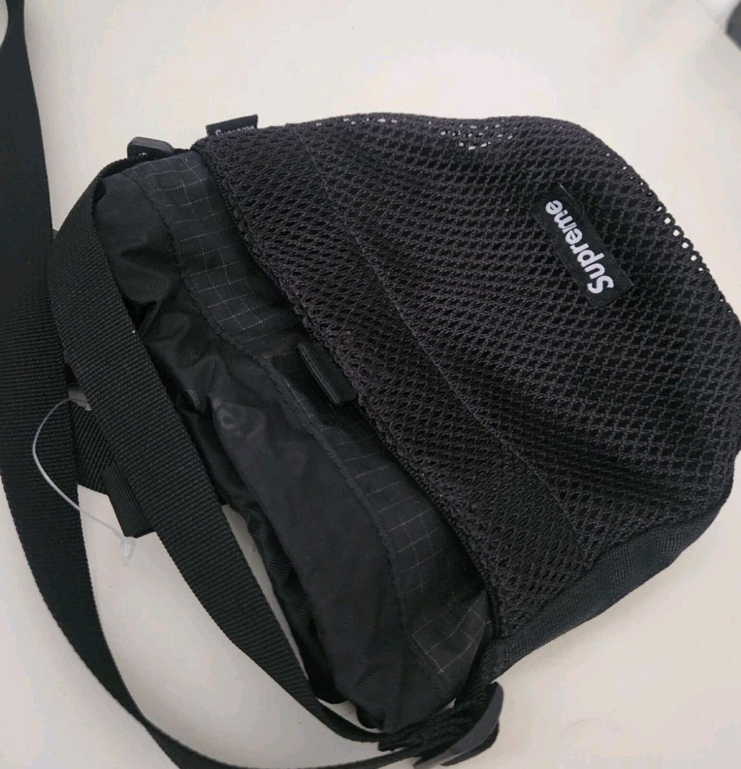 FW23 Supreme Small Cinch Pouch Black Bag Water Resistant Reflective Shoulder